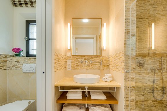 Exklusive Badgestaltung