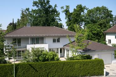 Villa in äußerst großzügiger lichter Architektur