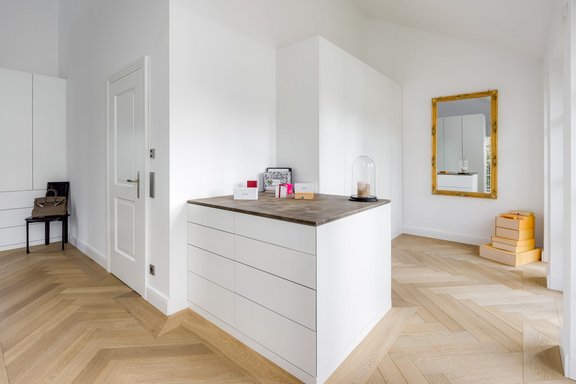 Großzügige Ankleide