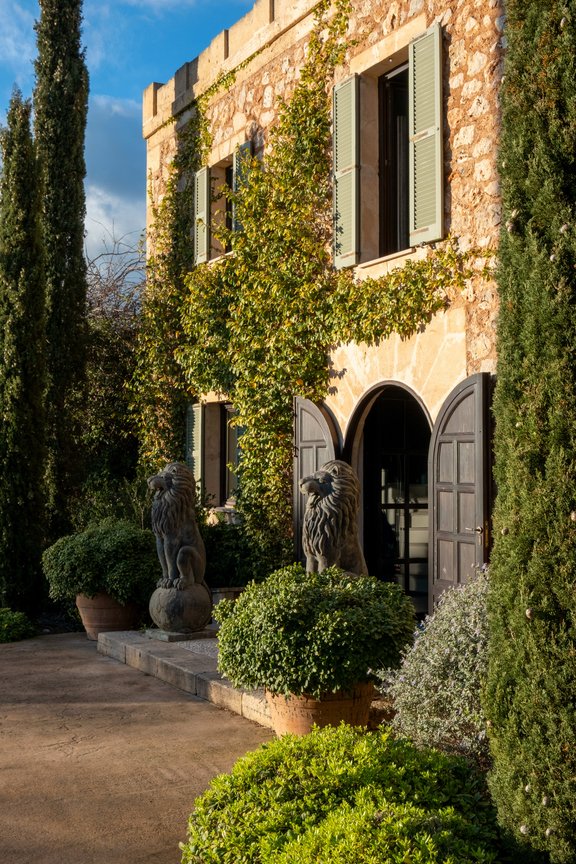 Historische Finca-Fassade