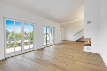 Villa Architecture Meets Design Aesthetics: Newly Built Apartment with a Rooftop Terrace