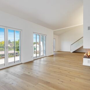Großzügige 4 Zimmer Wohnung