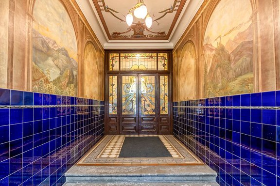 Repräsentatives Entrée