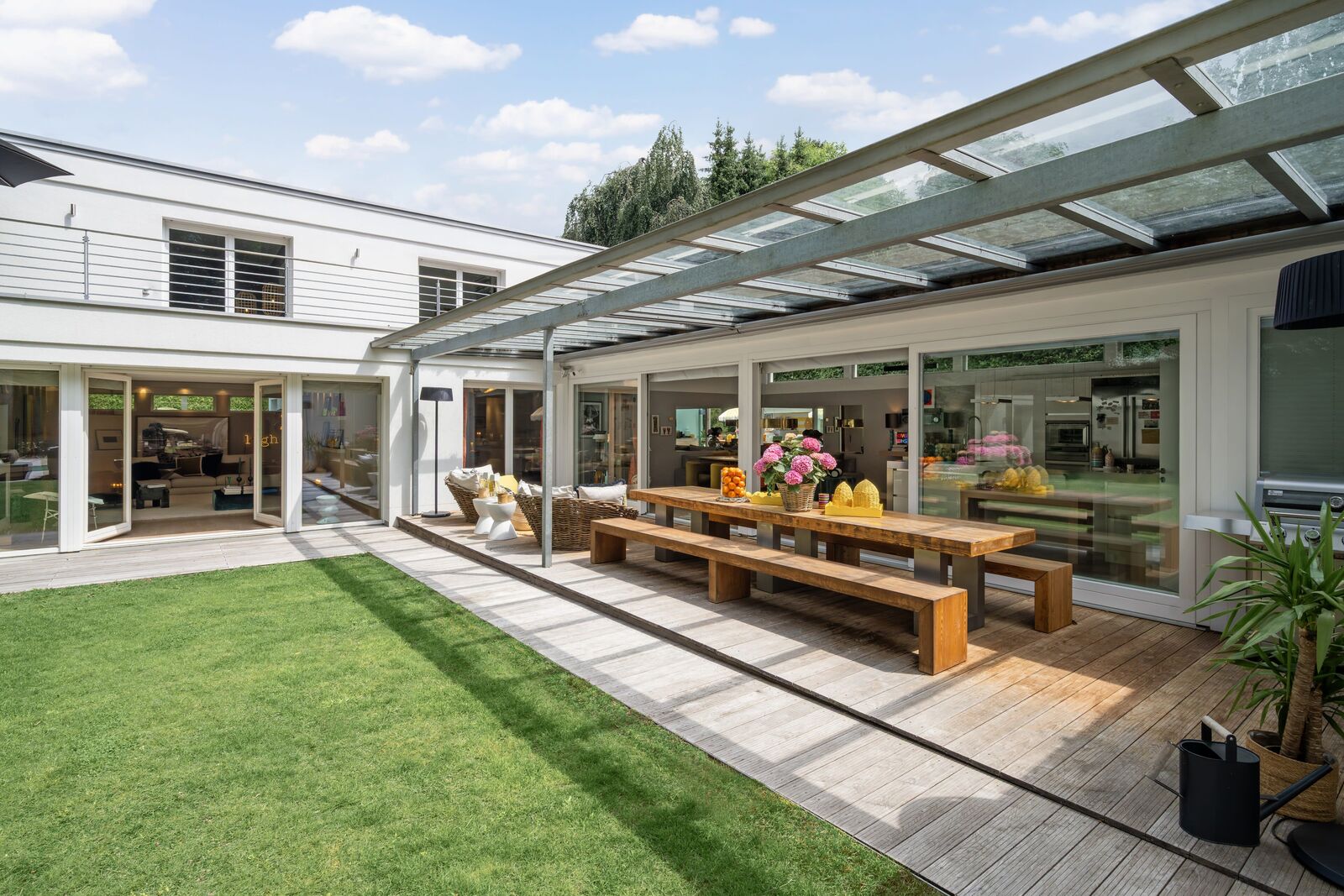 Large Outdoor Dining Area