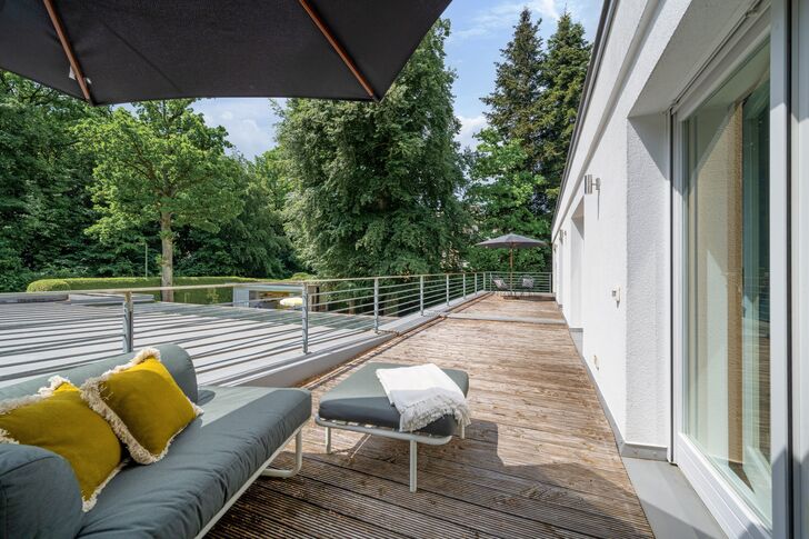 Roof terrace on the top floor