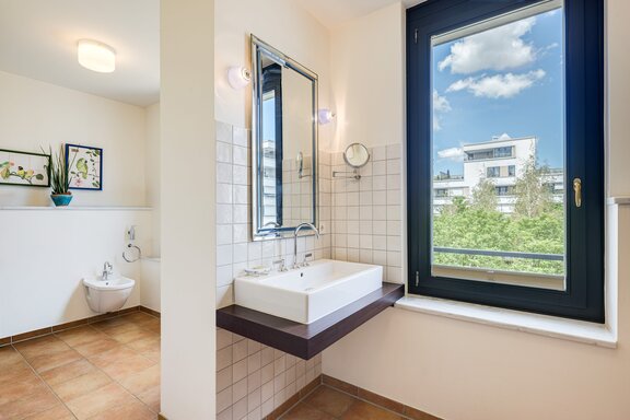 Bright, comfortable bathroom