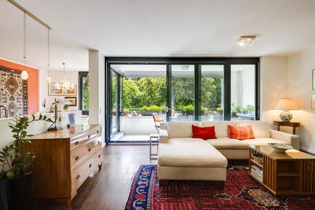 Wohlfühlen in Nymphenburg: Sonnige 3-Zimmer-Wohnung am Dom-Pedro-Platz