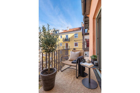 Wohlfühlflair in Neuhausen: Reizvolles 3-Zimmer-Stadtdomizil mit Stil und Charme