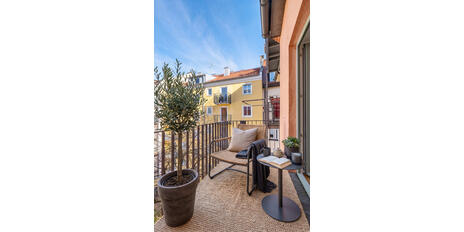 Wohlfühlflair in Neuhausen: Reizvolles 3-Zimmer-Stadtdomizil mit Stil und Charme