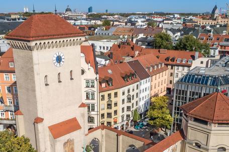 Wohn- und Geschäftshaus mit Apartments, Laden und Ausbaupotential im Stadtzentrum