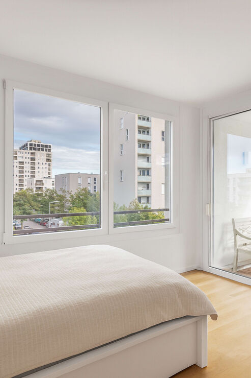 Zimmer mit Loggiazugang