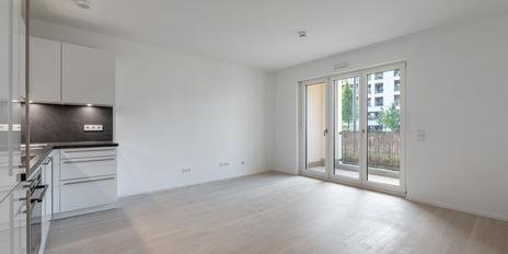 Wohnen "Am Nockherberg": Neuwertige 3-Zimmer-Wohnung mit Loggia
