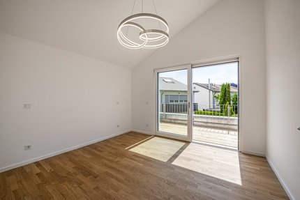 Flexibles Zimmer mit Balkon