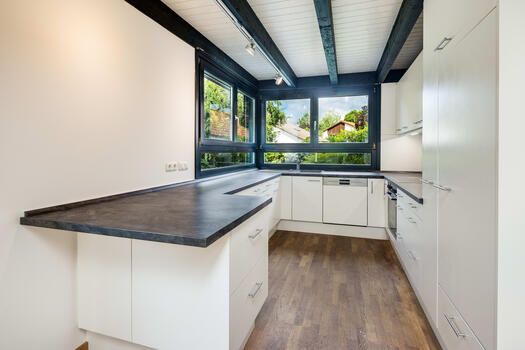 Modern kitchen