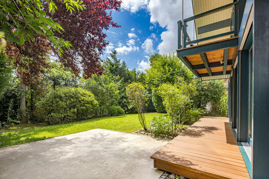 Fantastic south-west-facing garden