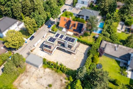 Make your dream home a reality in the exclusive neighborhood of Gräfelfing: Spacious building lot in a villa district