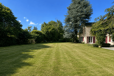 Wohntraum in Nymphenburg: Baugrundstück von 537 m² mit Baugenehmigung für Familien-Villa