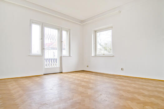 Living area on the upper floor