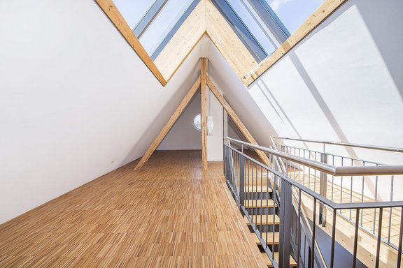 Roof studio flooded with light