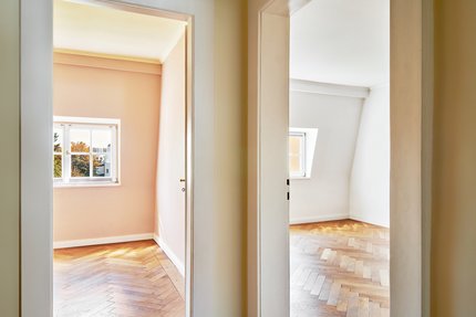 Vier geräumige Wohnetagen