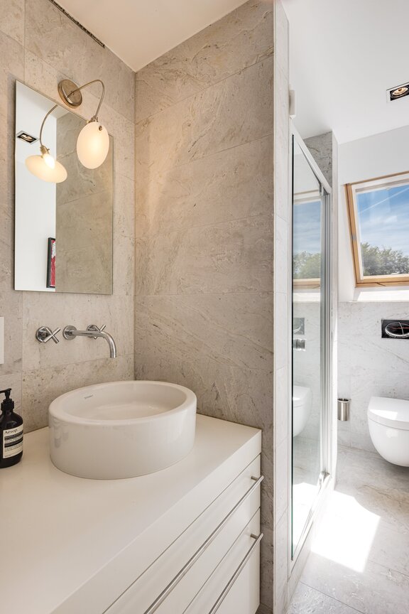 Shower room in the attic