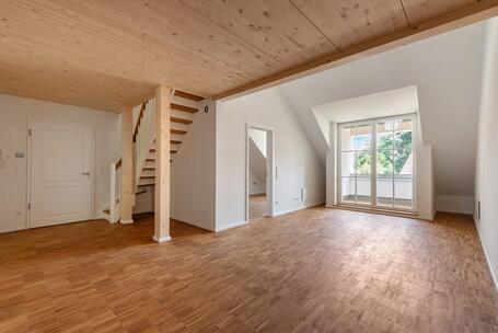 Zum Erstbezug: 3-Zimmer-Wohnung mit sonniger Süd-Loggia