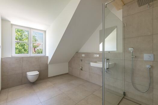 High-end bathroom