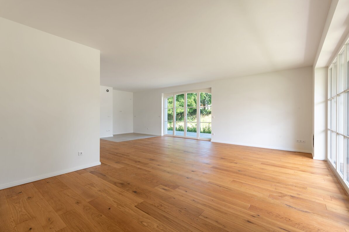 Wohnzimmer mit Küchenanschlüssen