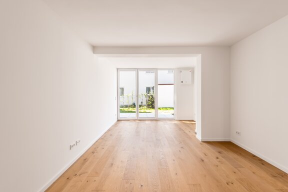 Kinderzimmer mit Terrassenzugang