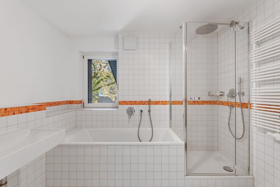 Masterbad mit Rainshower-Dusche