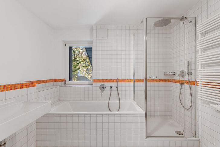 Masterbad mit Rainshower-Dusche