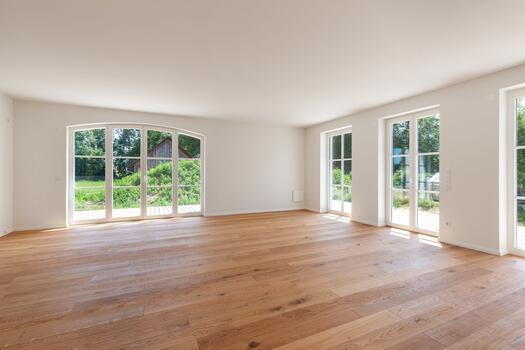 Charming segmental arch window