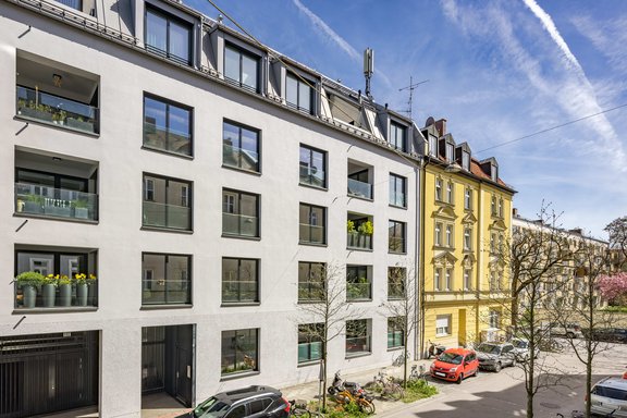 Modernes Gebäude von 2015