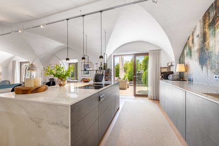 Hochwertige Einbauküche