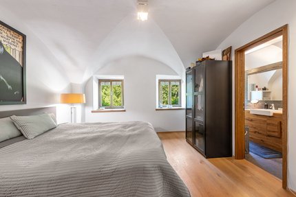 Guest or children&#039;s room