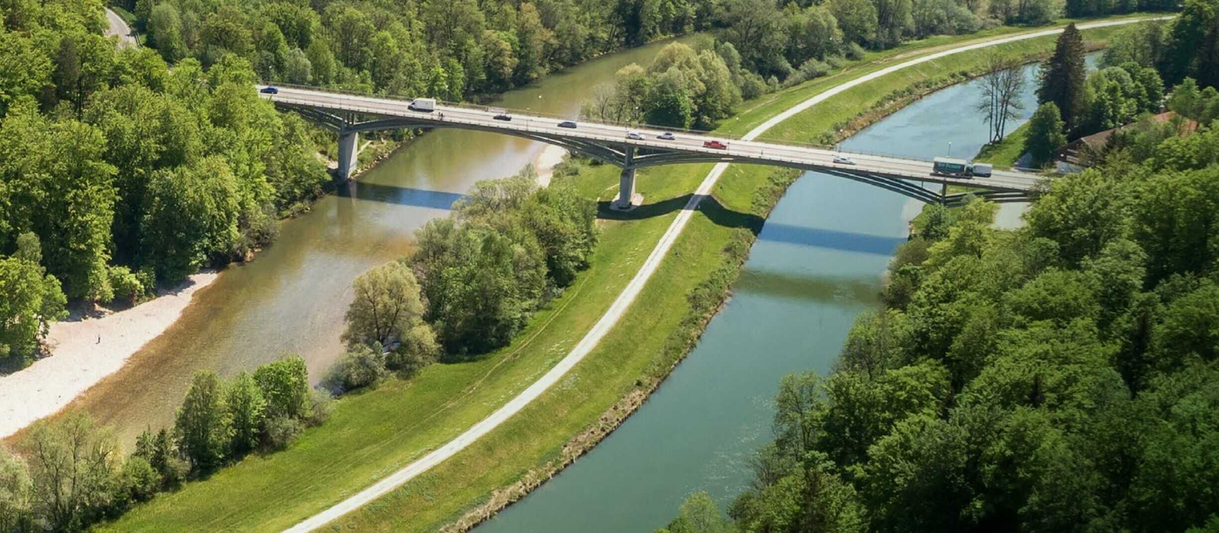 Grünwald Bridge over the Isar