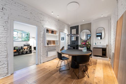 CONTUR Showroom