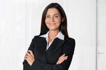 Pamela Dreisbach, Immobilienmaklerin