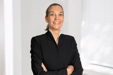 Undine Kuhnert, Office Manager