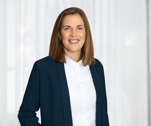 Valentina Riedl, Estate agent