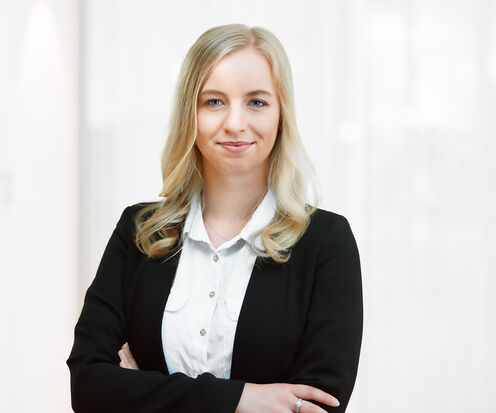 Theresa Heinze, Immobilienmaklerin