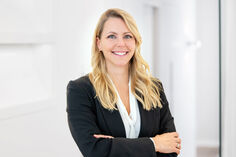 Tanja Schallinger, Immobilienmaklerin