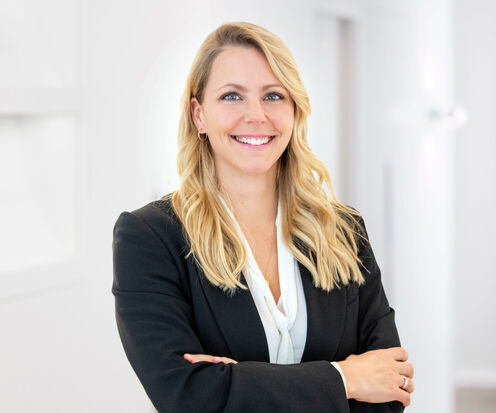 Tanja Schallinger, Immobilienmaklerin