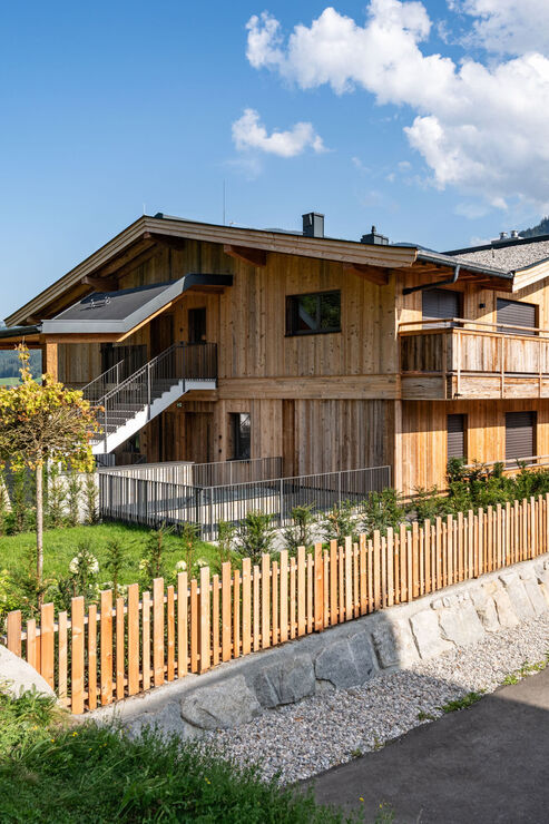 Apartments with garden or balcony