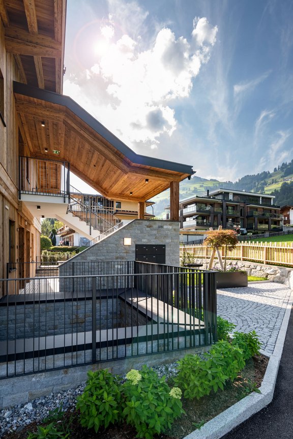 Natural materials in straightforward architecture