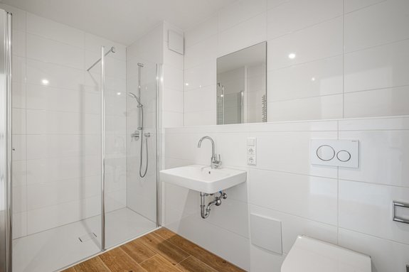 Bathroom with tub and shower