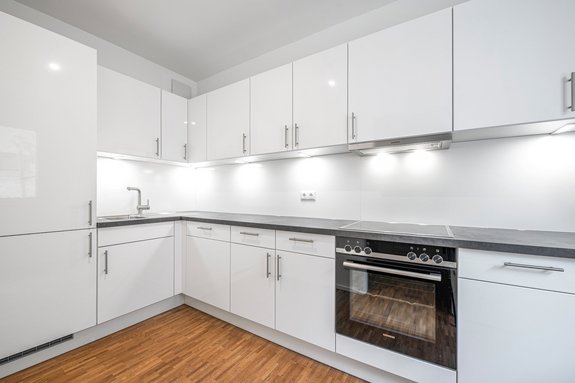 High quality equipped kitchen