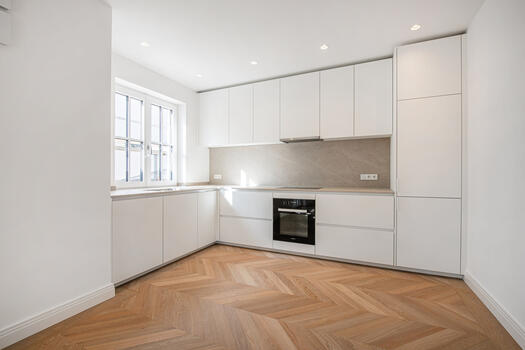 Fitted kitchen with branded appliances (sample apartment 1)