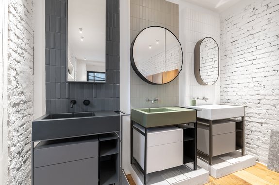 Equipment variants bathrooms