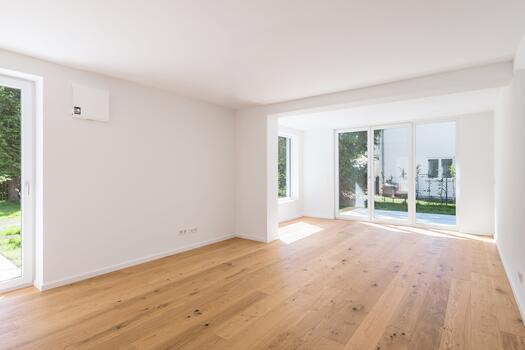 Bright living and dining areas